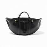 フミカ_ウチダ×チャコリ、経年変化する牛革ざっくりバッグ＆大きめポケットのキャンバスベスト｜写真3