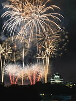 「福知山HANABI2025」京都・福知山市の由良川河川敷で、4,000発を打ち上げ＆多数の露店も｜写真5