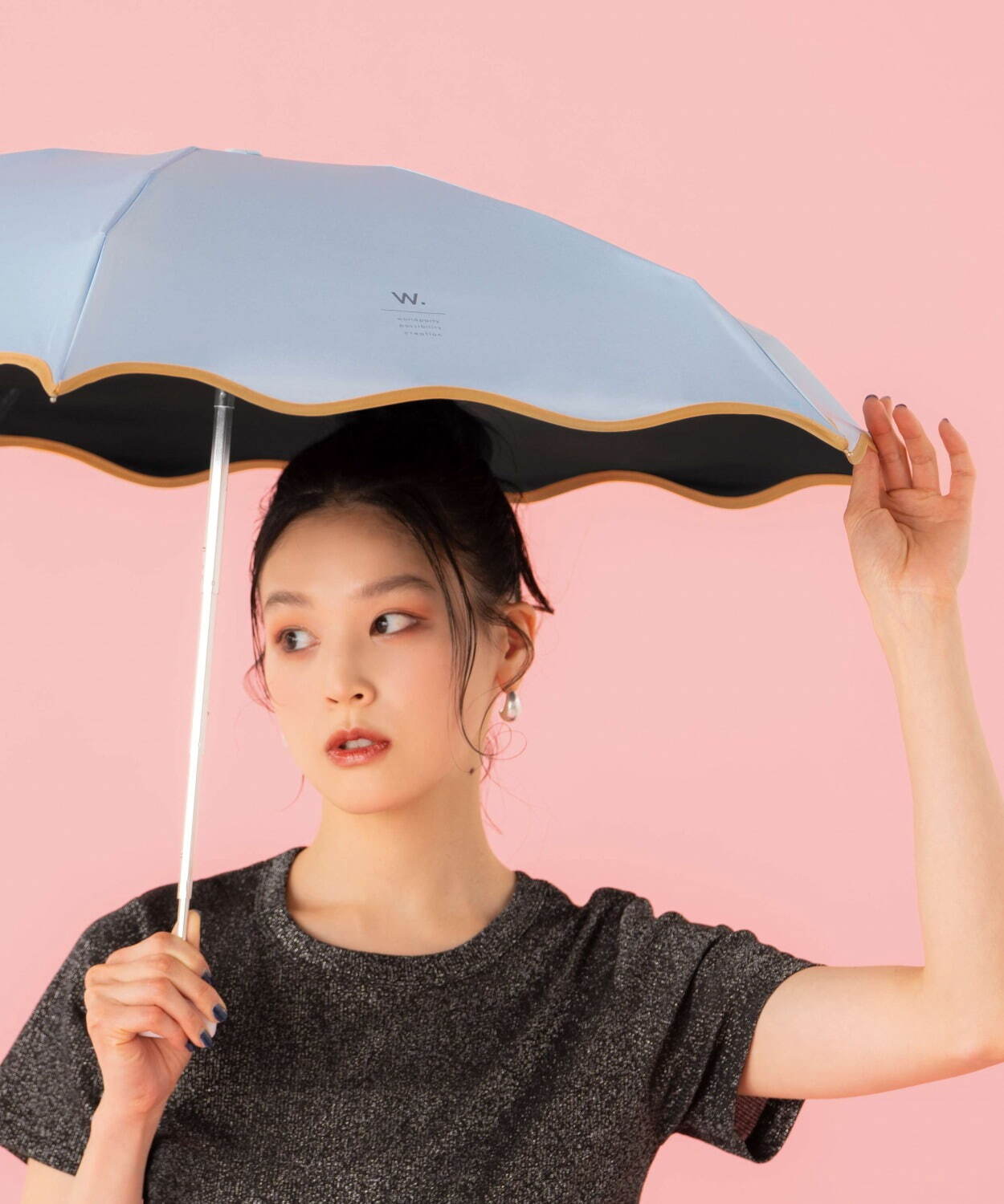Wpc.“うねうねウェーブ”の新作折りたたみ日傘、“さざ波”パイピングデザイン×ポップなバイカラー｜写真13
