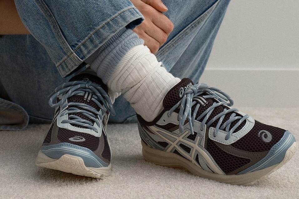 アシックス x キス★激レア確定！世界中で話題のコラボキックス 限定】Kith × ASICS EX89 New York Knicks キス