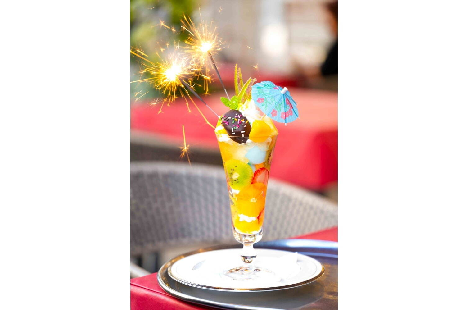 コロンバンの夏スイーツ“夏祭り”着想の原宿限定パフェやライム＆レモンのシトラスロールケーキ｜写真2