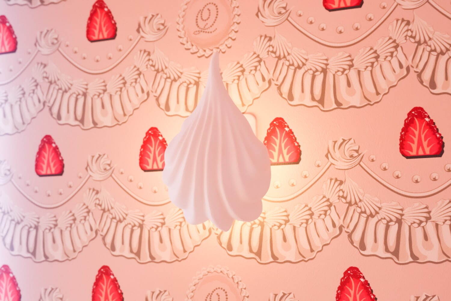 Q-pot.の宿泊施設「Q-ROOMS.」が原宿に、泊まれるチョコルーム＆行列のできる揚げサンド店｜写真28