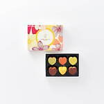 ピエール マルコリーニ25年夏“ダージリン＆アールグレイ”香るショコラなど、プルメリアの花ボックスで｜写真3