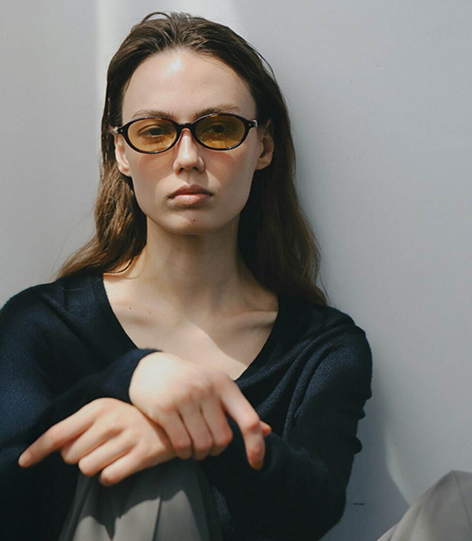 Zoff×エトレトウキョウのアイウェア、太縁ウェリントン＆知的なオーバルフレーム｜写真24