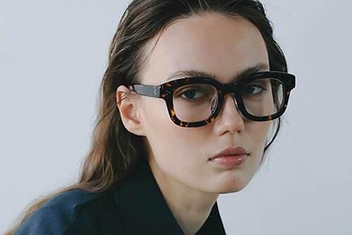 Zoff×エトレトウキョウのアイウェア、太縁ウェリントン＆知的なオーバルフレーム