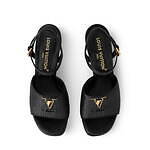 ルイ・ヴィトンの新作ウィメンズサンダル、ツートンカラーのかぎ針編みやモノグラム・ラフィアで｜写真7