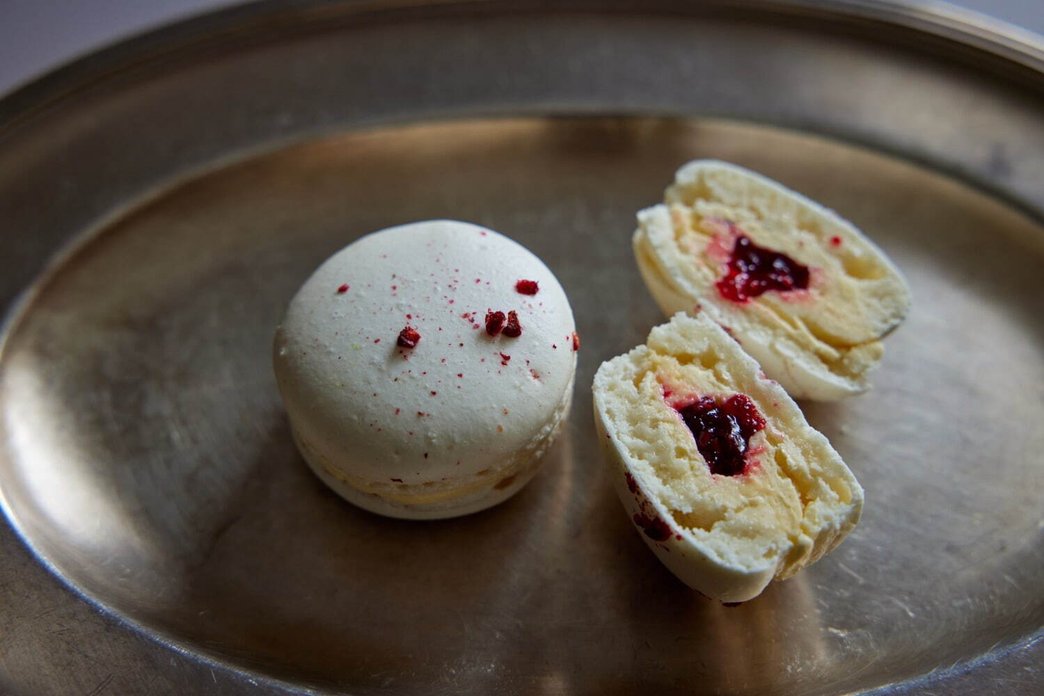 エシレ初の“濃厚バタークリームが主役”マカロン、エシレ・ラトリエ デュ ブール 麻布台ヒルズで｜写真4