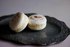 エシレ初の“濃厚バタークリームが主役”マカロン、エシレ・ラトリエ デュ ブール 麻布台ヒルズで｜写真1