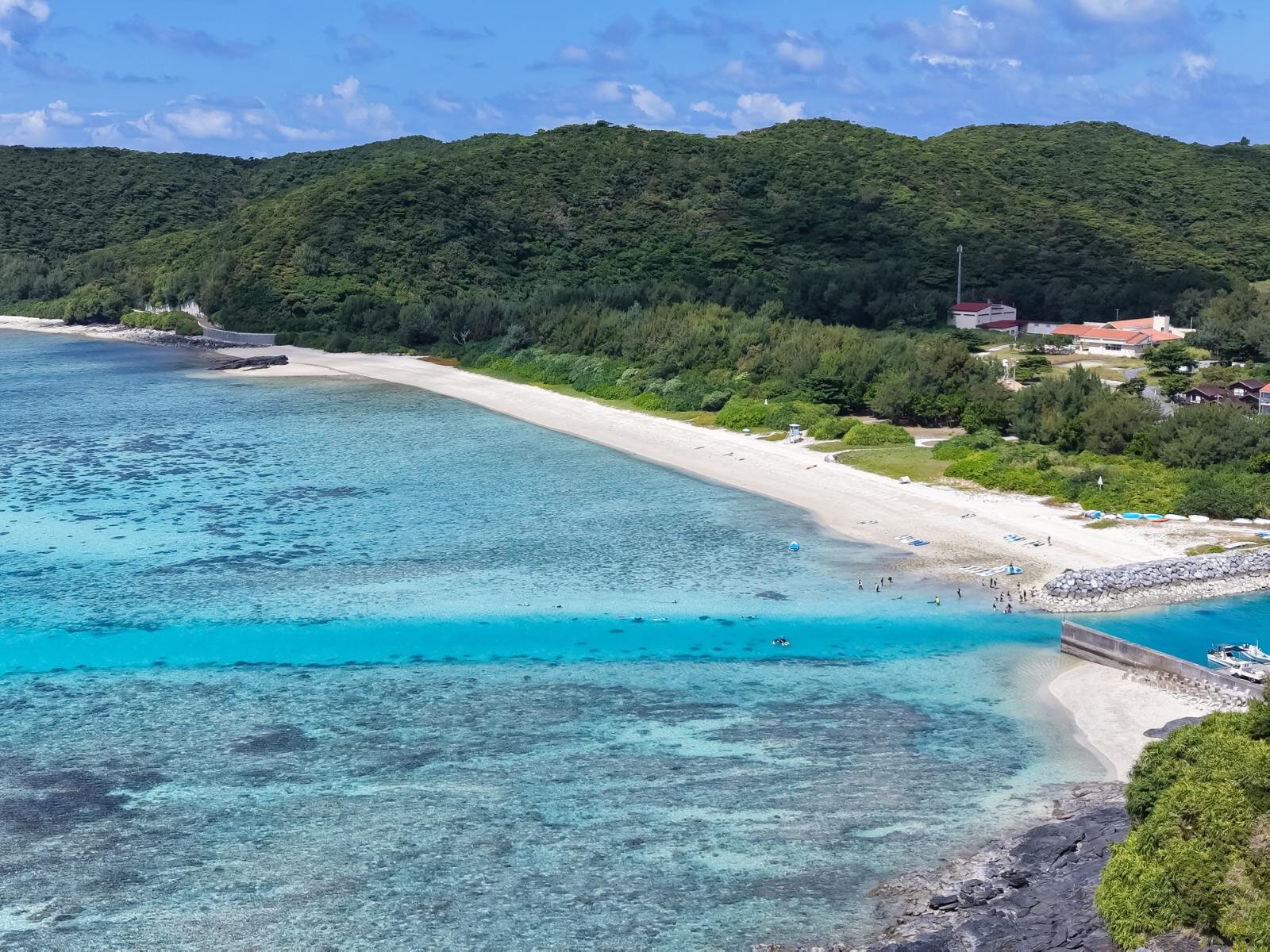 慶良間諸島・座間味の”ケラマブルー”ビーチや絶景展望スポット｜写真16