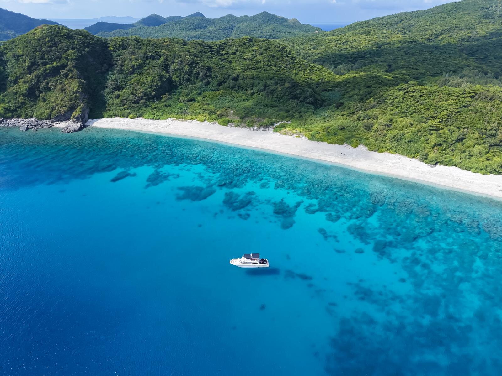 慶良間諸島・座間味の”ケラマブルー”ビーチや絶景展望スポット｜写真22