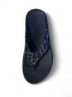 チルドレン・オブ・ザ・ディスコーダンス×ウーフォス、“ひび割れ”柄スリッポン＆クロコ風サンダル｜写真5