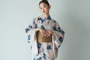 センスオブプレイス バイ アーバンリサーチ、花柄の“ワンピース型”浴衣セット＆レース鼻緒の下駄