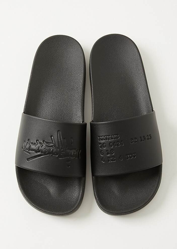サンダル 9,988円