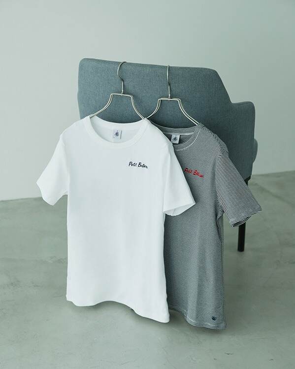 エンブロイダリー Tシャツ1 5,005円、エンブロイダリー Tシャツ1(ボーダー) 5,478円