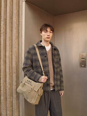 アー・ペー・セー(A.P.C.) 2024-25年秋冬ウィメンズ&メンズコレクション  - 写真1