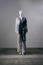 マルジェラやギャルソンなどの衣服約50体を一挙公開、エキシビション「ラ・ミュージアム」渋谷で｜写真5