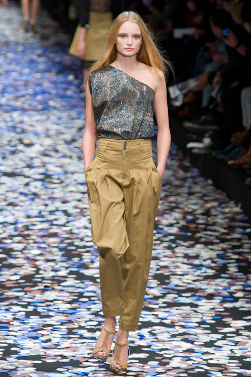 ギャスパー ユルケヴィッチ 2011年春夏<span>コレクション</span> - 写真9