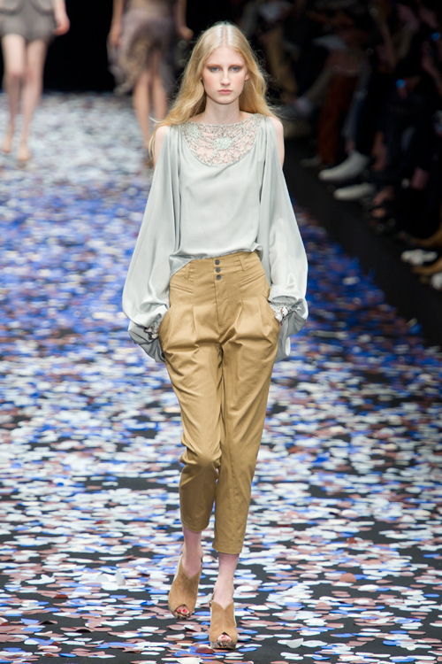 ギャスパー ユルケヴィッチ 2011年春夏<span>コレクション</span> - 写真18