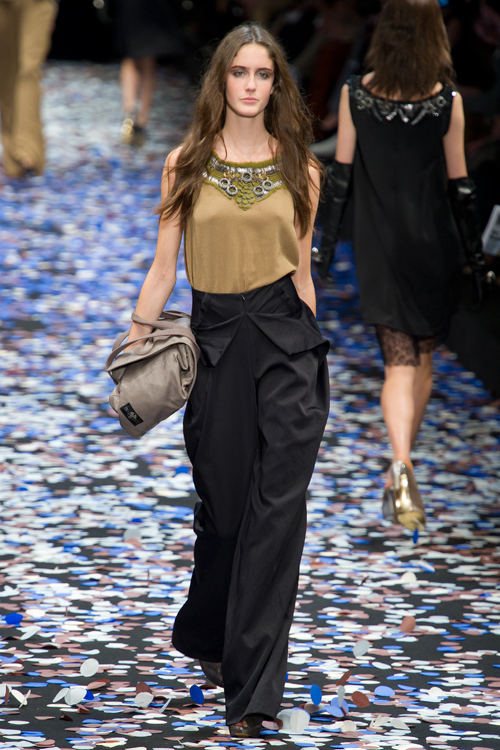 ギャスパー ユルケヴィッチ 2011年春夏<span>コレクション</span> - 写真29
