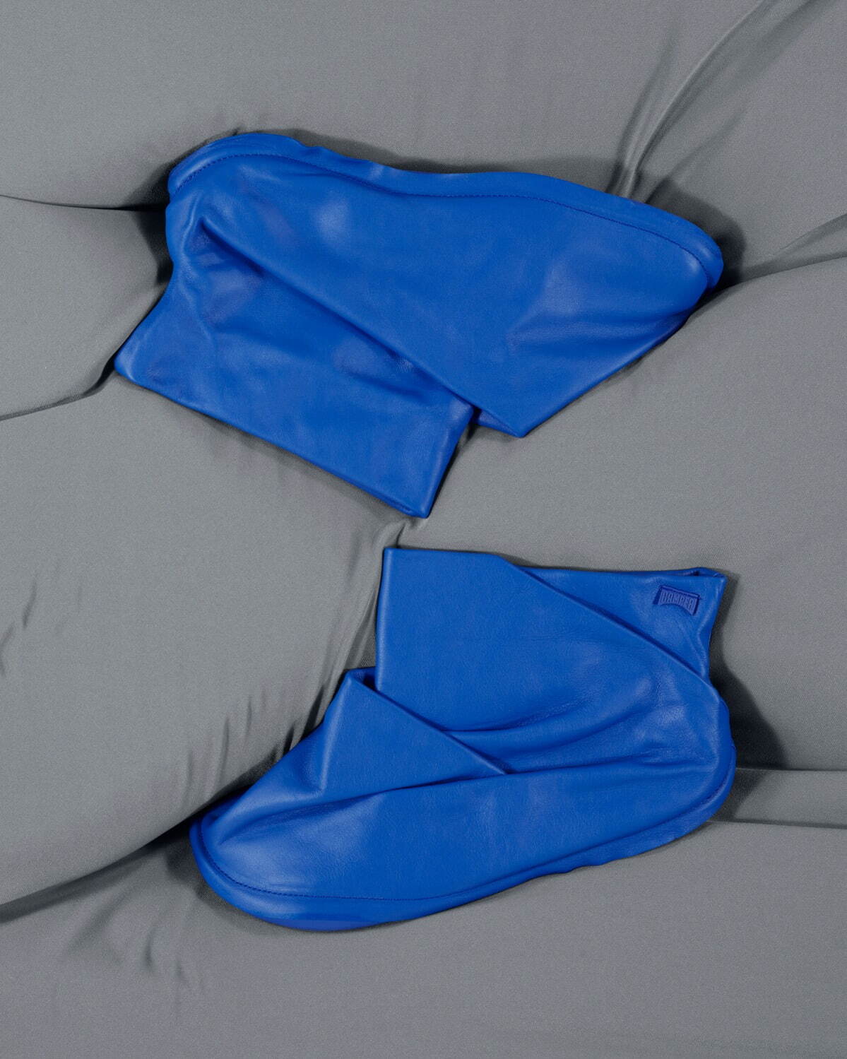 イッセイ ミヤケ(ISSEY MIYAKE), カンペール(CAMPER) ペウ フォーム｜写真15