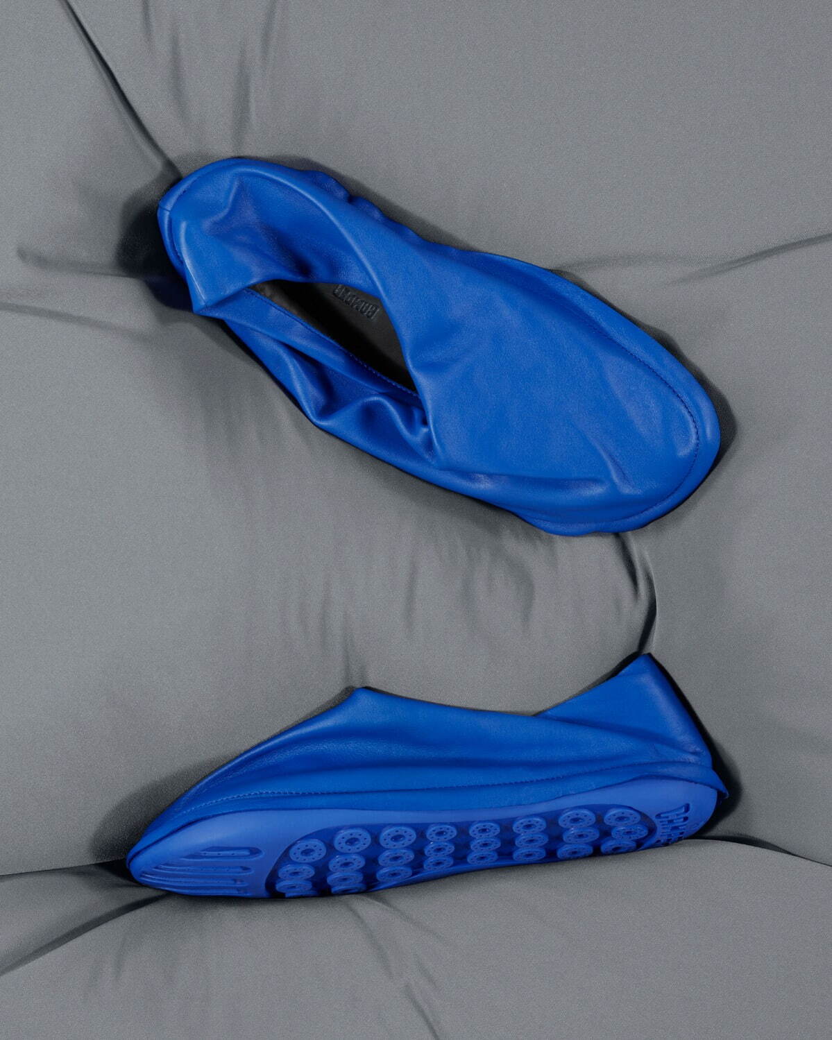 イッセイ ミヤケ(ISSEY MIYAKE), カンペール(CAMPER) ペウ フォーム｜写真13