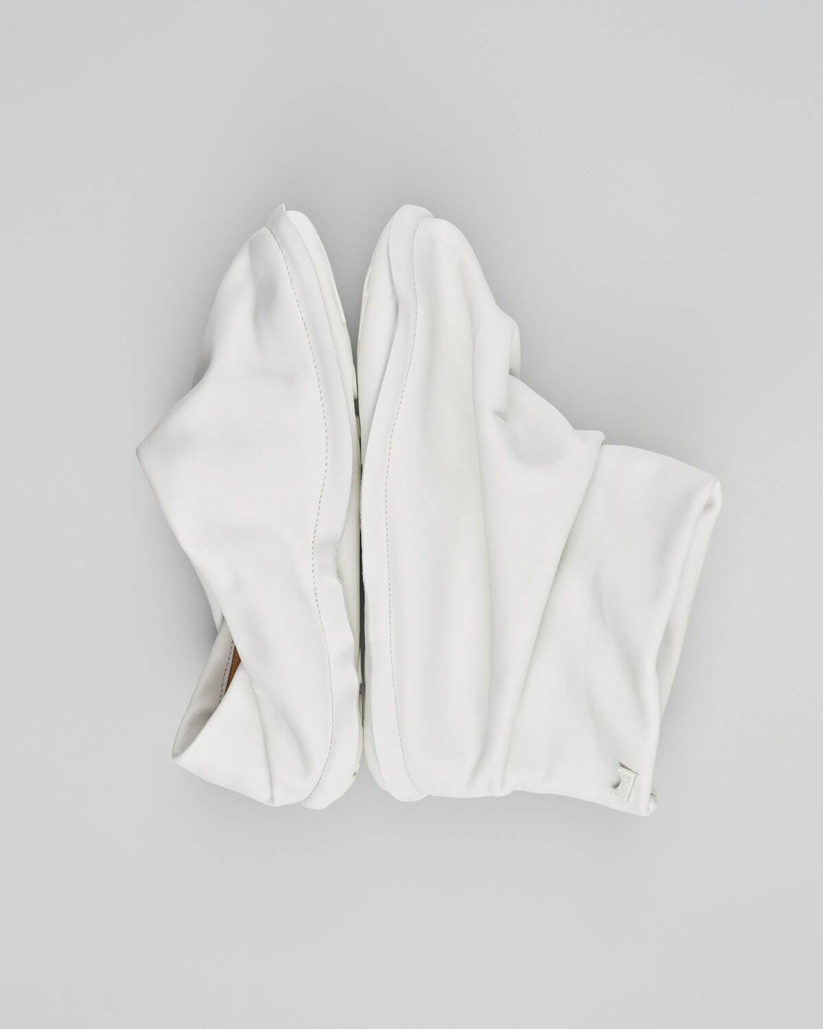 イッセイ ミヤケ(ISSEY MIYAKE), カンペール(CAMPER) ペウ フォーム｜写真4