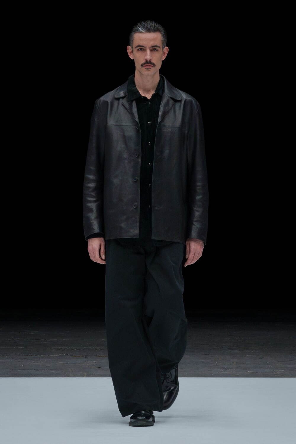 ヨーク(YOKE) 2025-26年秋冬ウィメンズ&メンズコレクション  - 写真1