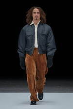 ヨーク 2025-26年秋冬コレクション - 光と影、わずかな違和感が生み出す夢幻的な美しさ｜写真15