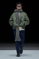 ヨーク 2025-26年秋冬コレクション - 光と影、わずかな違和感が生み出す夢幻的な美しさ｜写真36