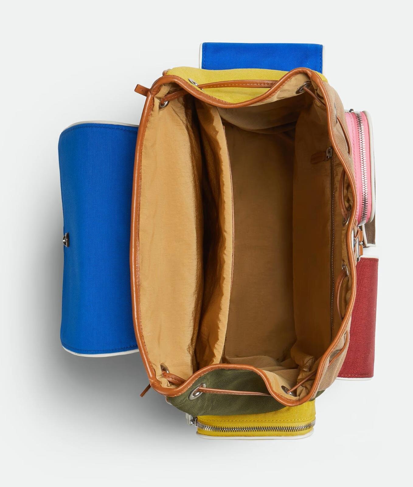 バックパック 654,500円