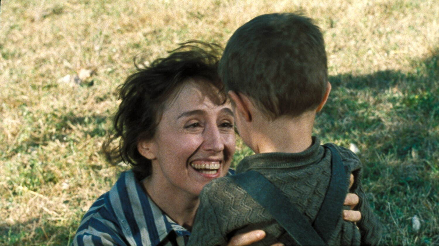 映画『ライフ・イズ・ビューティフル』リバイバル、強制収容所を舞台に家族愛を描く90年代名作｜写真6