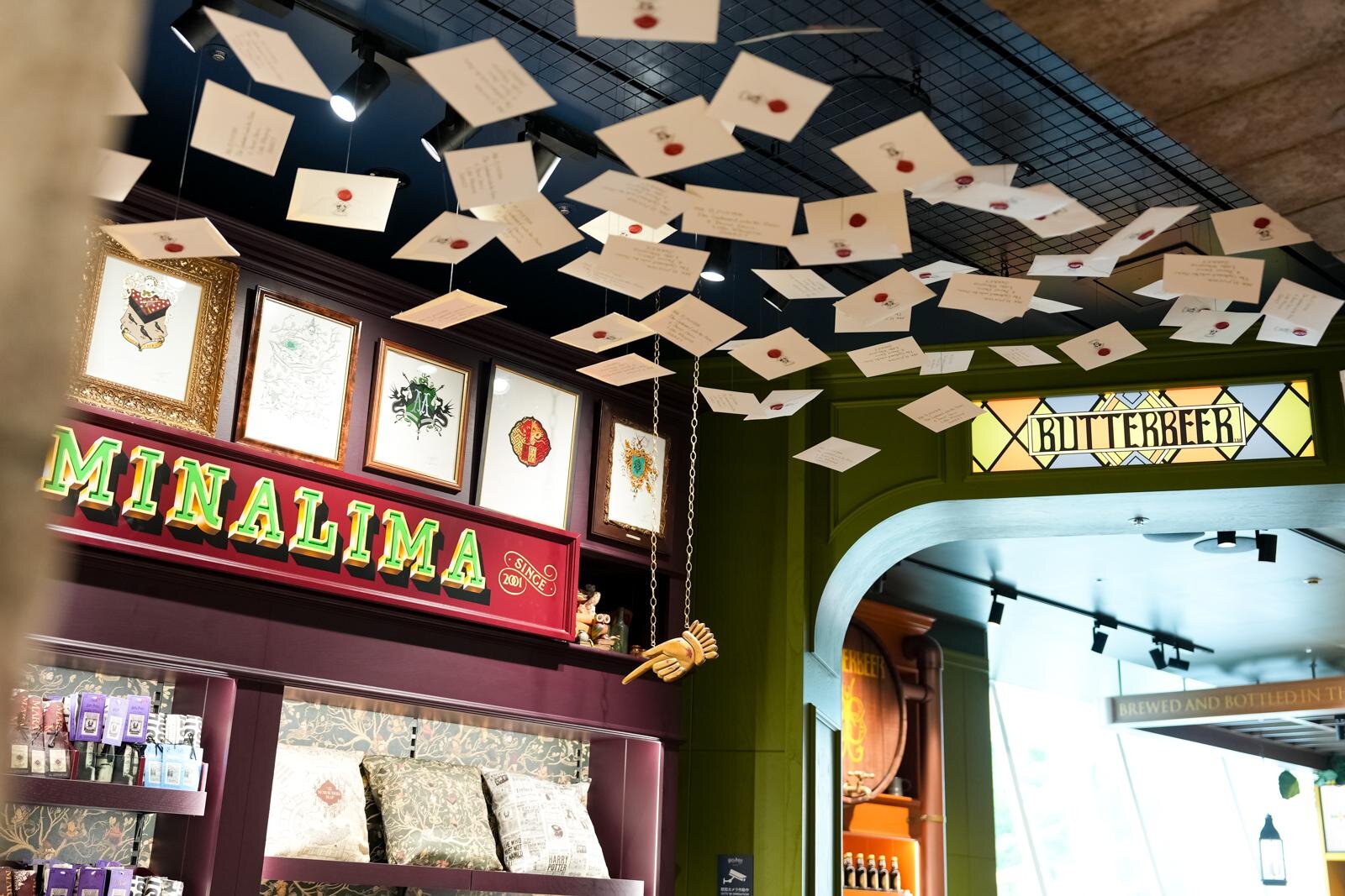 「ハリー・ポッター ショップ」日本初の旗艦店が原宿に、限定グッズや“バタービールバー”｜写真84