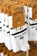 「ハリー・ポッター ショップ」日本初の旗艦店が原宿に、限定グッズや“バタービールバー”｜写真2