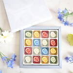 花屋が作る“バラ型”もちっと食感グミ、カラフルな花束風ギフトボックス＆虹色パウチ入りなど｜写真6