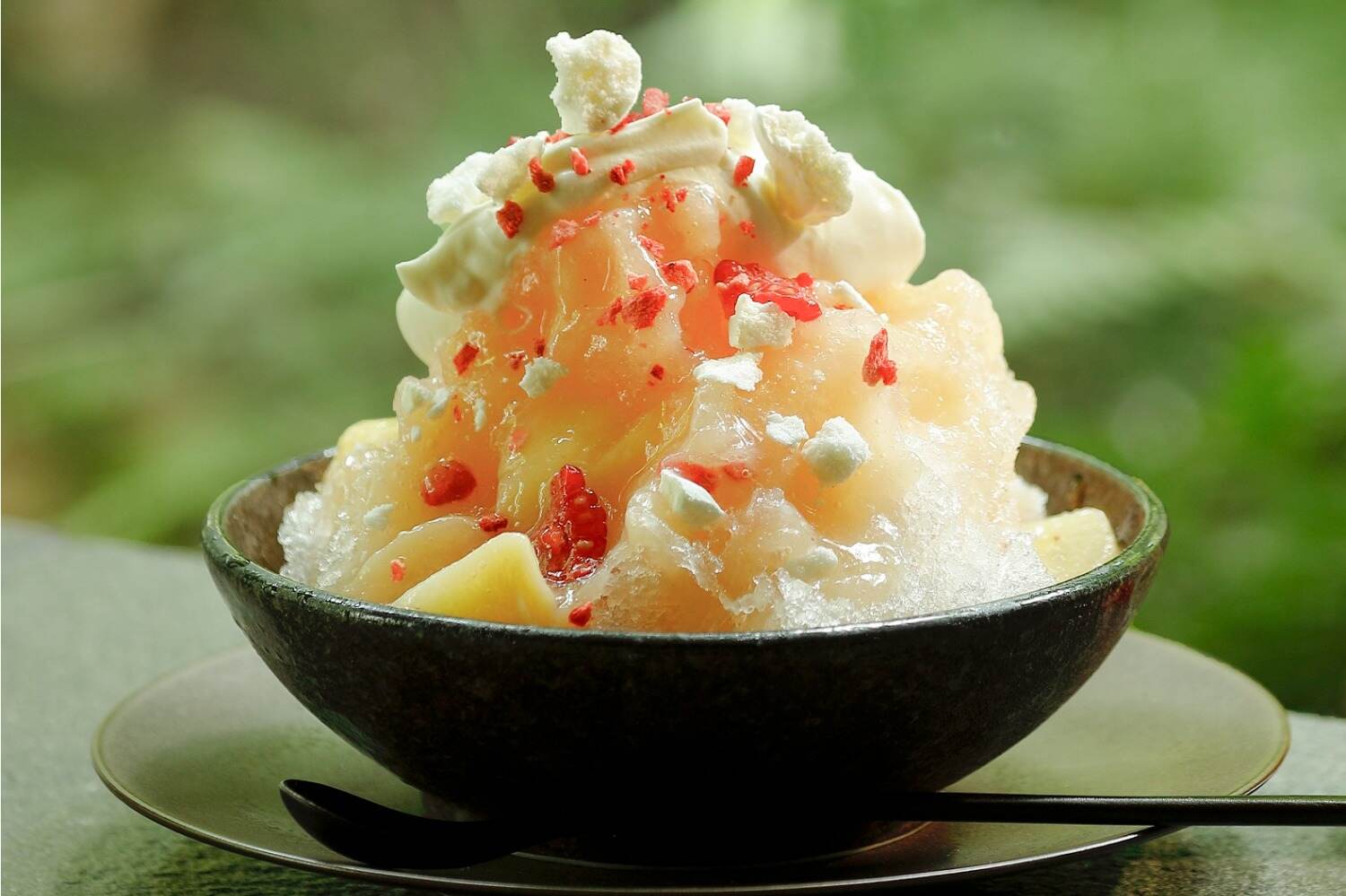 シャンパン(シャンパーニュ)｜アマン東京「森のかき氷」“シャンパーニュ香る”桃や抹茶×小豆の和フレーバーの大人デザート