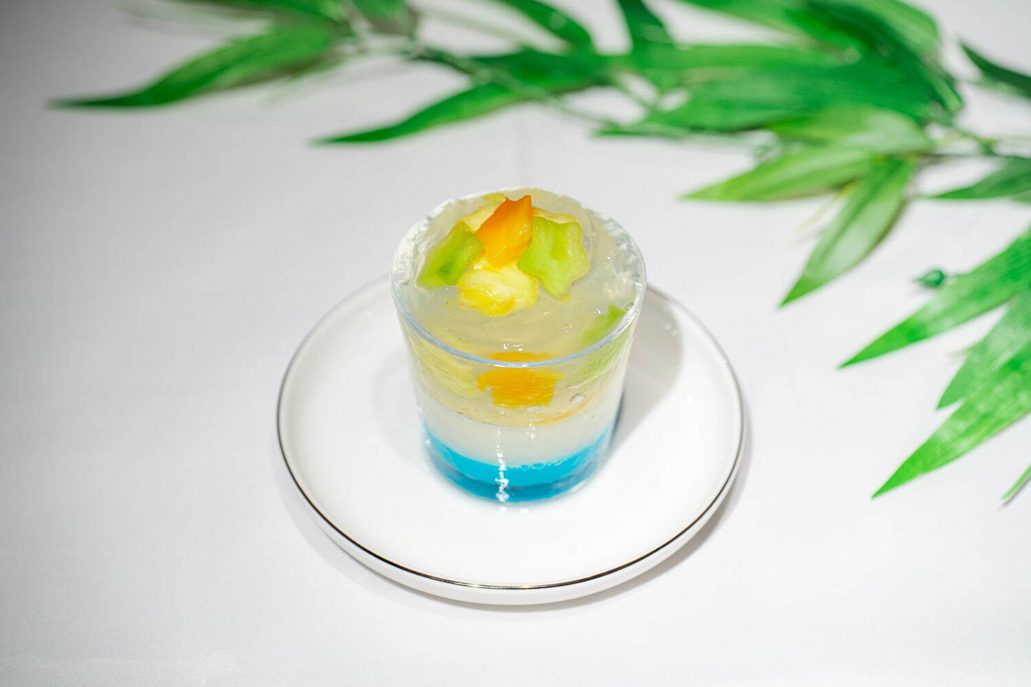 下北沢に「カルピス」七夕限定カフェ“織姫と彦星”着想ドリンク＆レアチーズケーキなど｜写真2