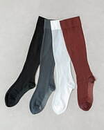 マエエ「コンプレッションソックス 」シアーな“魅せる”着圧ソックス、おしゃれ×むくみケア｜写真1