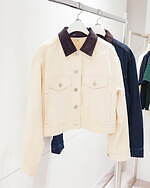 GU25年秋冬の注目ウィメンズアイテム、ゴールドボタン輝くニットカーデ＆バミューダパンツなど｜写真25