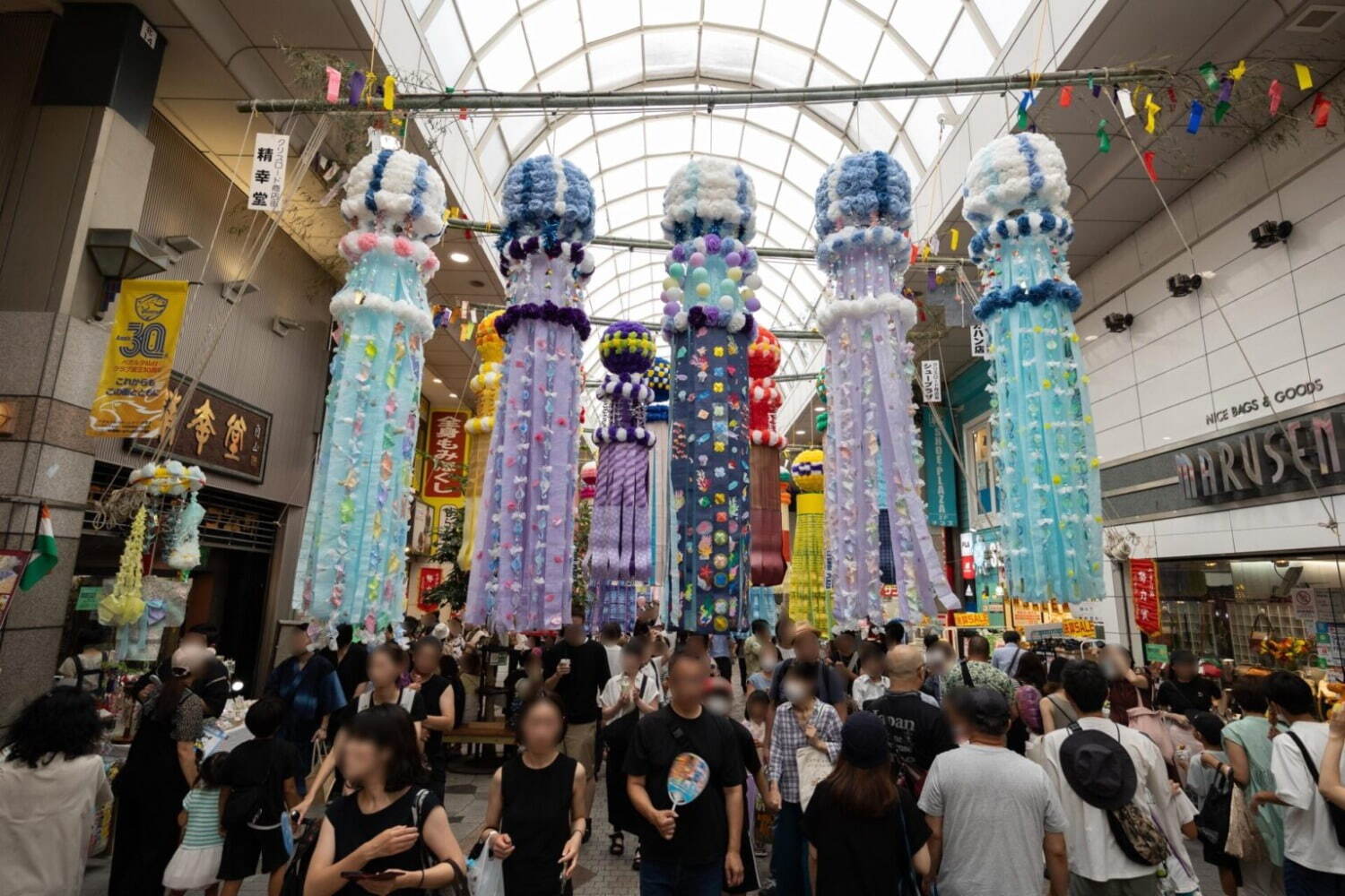 「仙台七夕まつり」豪華絢爛な笹飾りが彩る東北の夏祭り、夜にはライトアップイベントも｜写真6