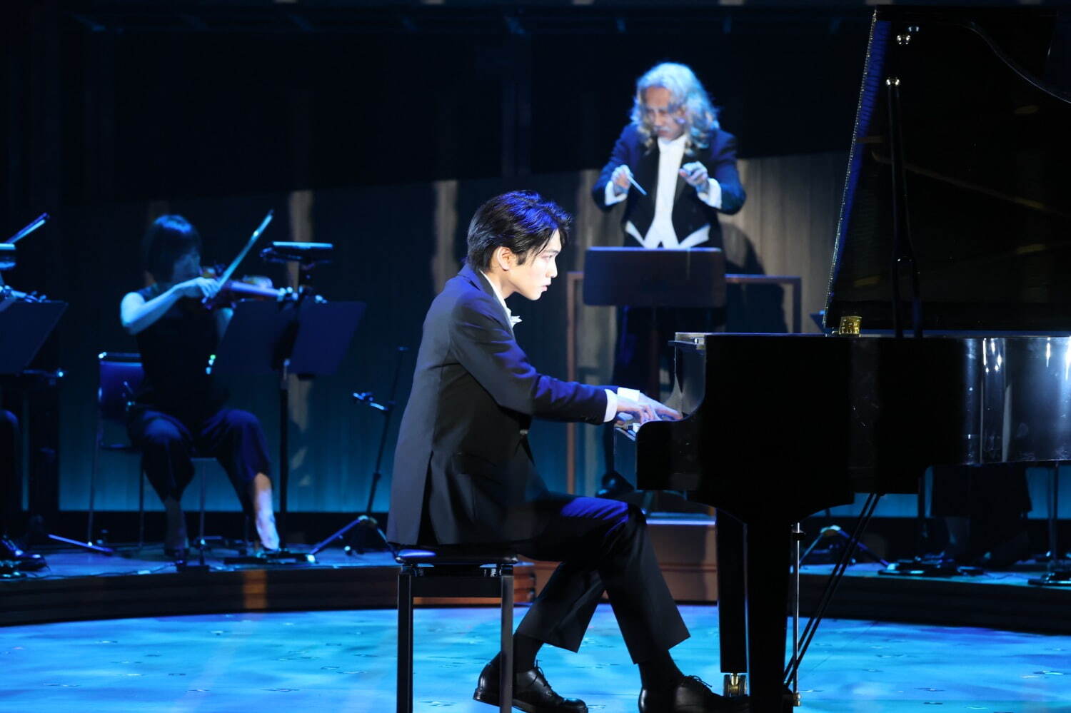 写真提供：東宝演劇部