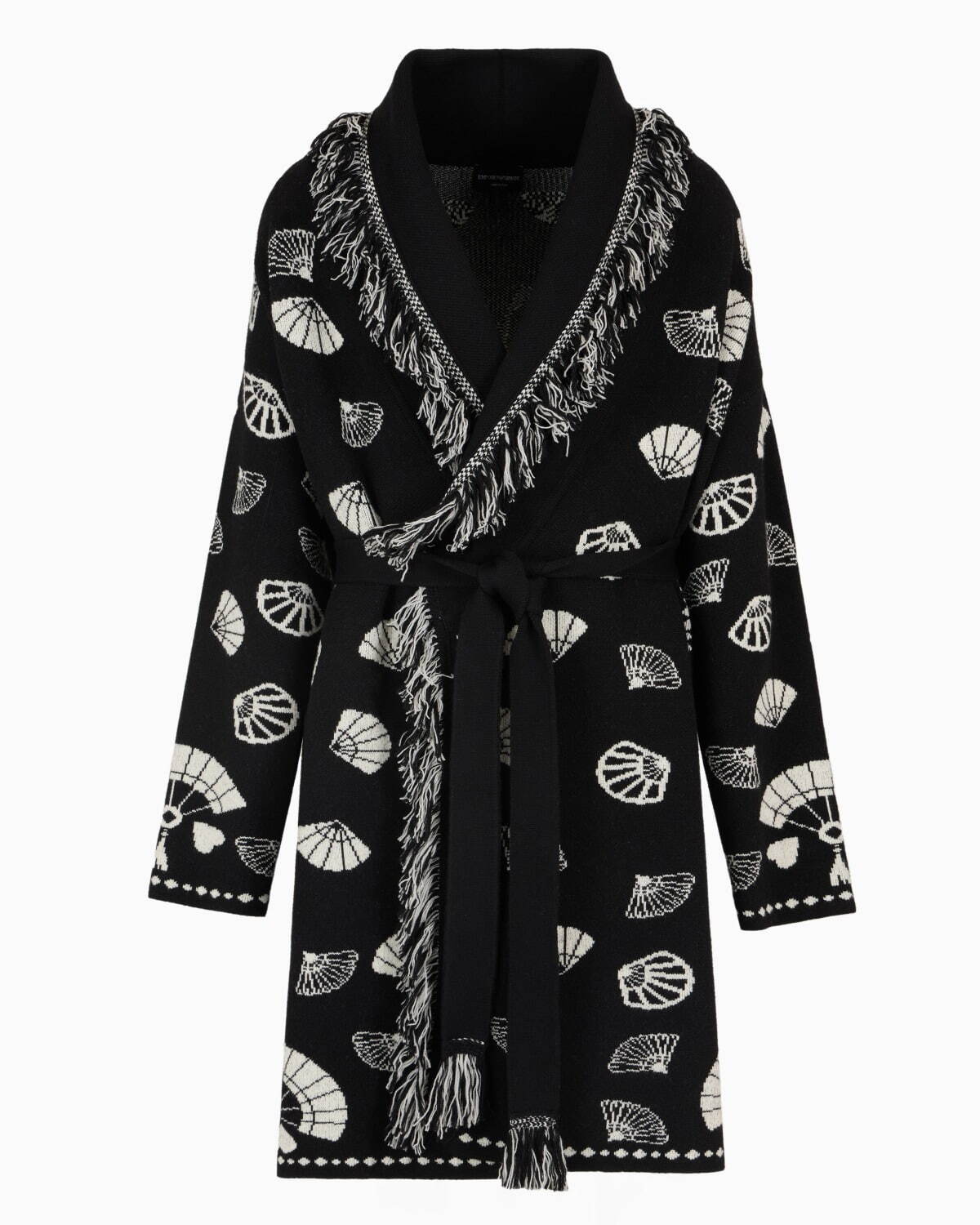 エンポリオ アルマーニ 銀座店限定“扇柄”メンズニットガウン＆日本語着想プリントワンピなど｜写真2