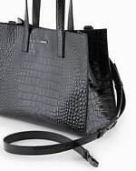 エンポリオ アルマーニ 銀座店限定“扇柄”メンズニットガウン＆日本語着想プリントワンピなど｜写真8