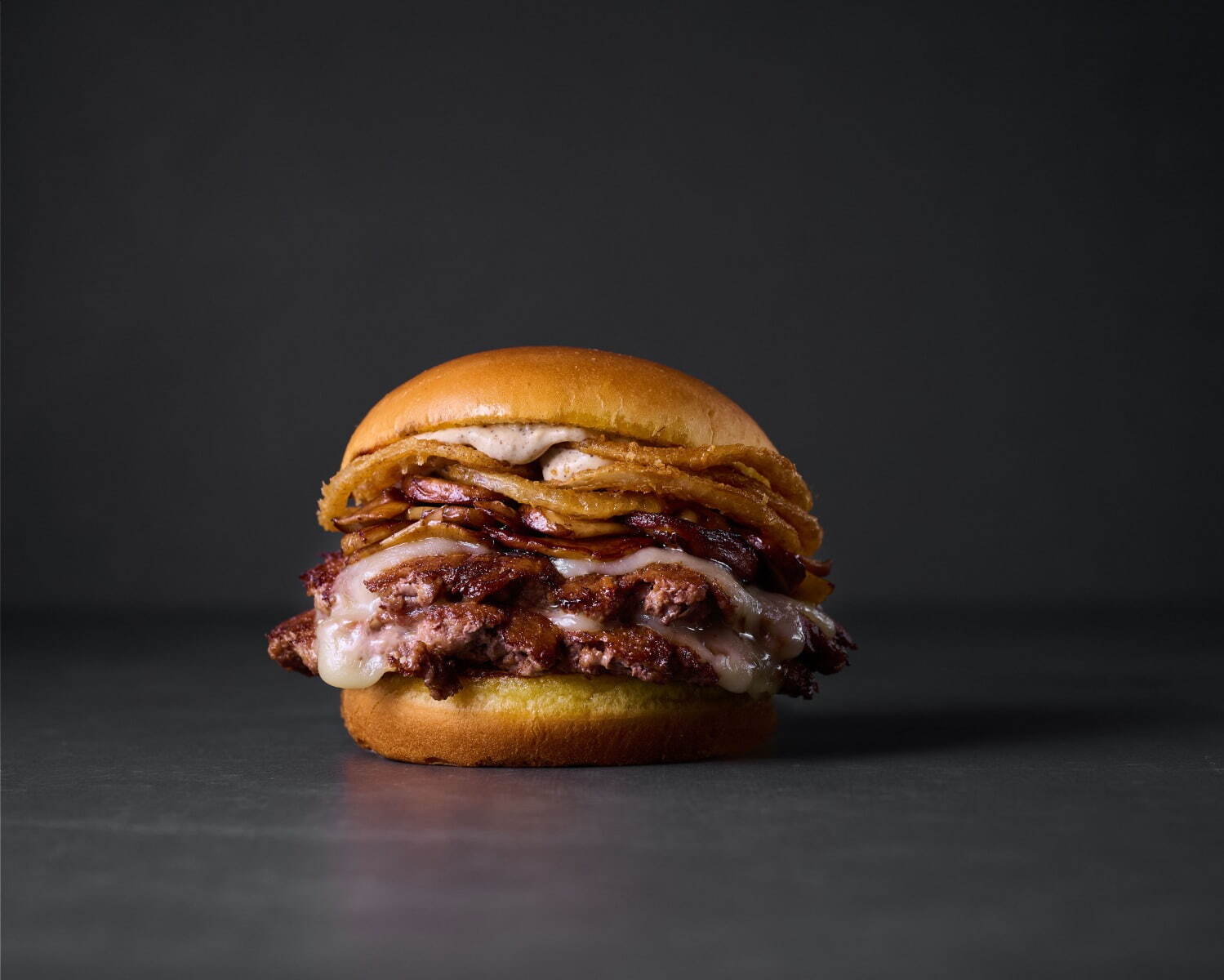 六本木・麻布台・虎ノ門「ヒルズ グルメバーガーグランプリ」34店舗から究極のバーガーが集結｜写真8