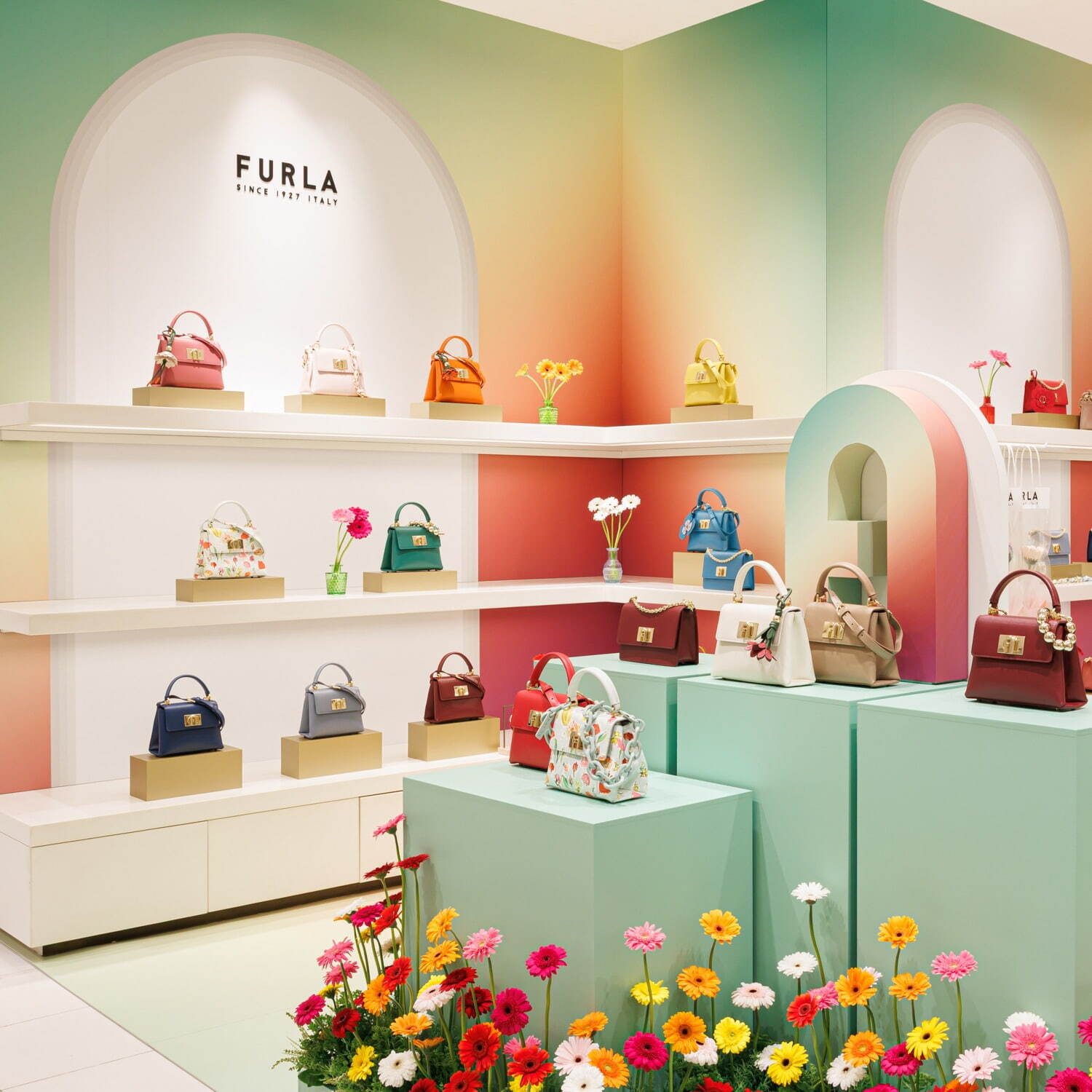 フルラ(FURLA) フルラ 1927｜写真25
