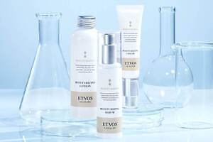 エトヴォス「モイスチャーライン」25年秋に進化、“すぅっ”となじむ化粧水＆潤い閉じ込めるクリーム