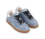 ガニー“蝶モチーフ”のステッチ入りスニーカー、隠しインソールで脚長効果も｜写真1