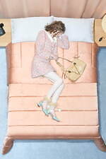 ヴァレンティノ2026年春コレクション - ピンクのベッドで過ごす、夢見心地なひととき｜写真25