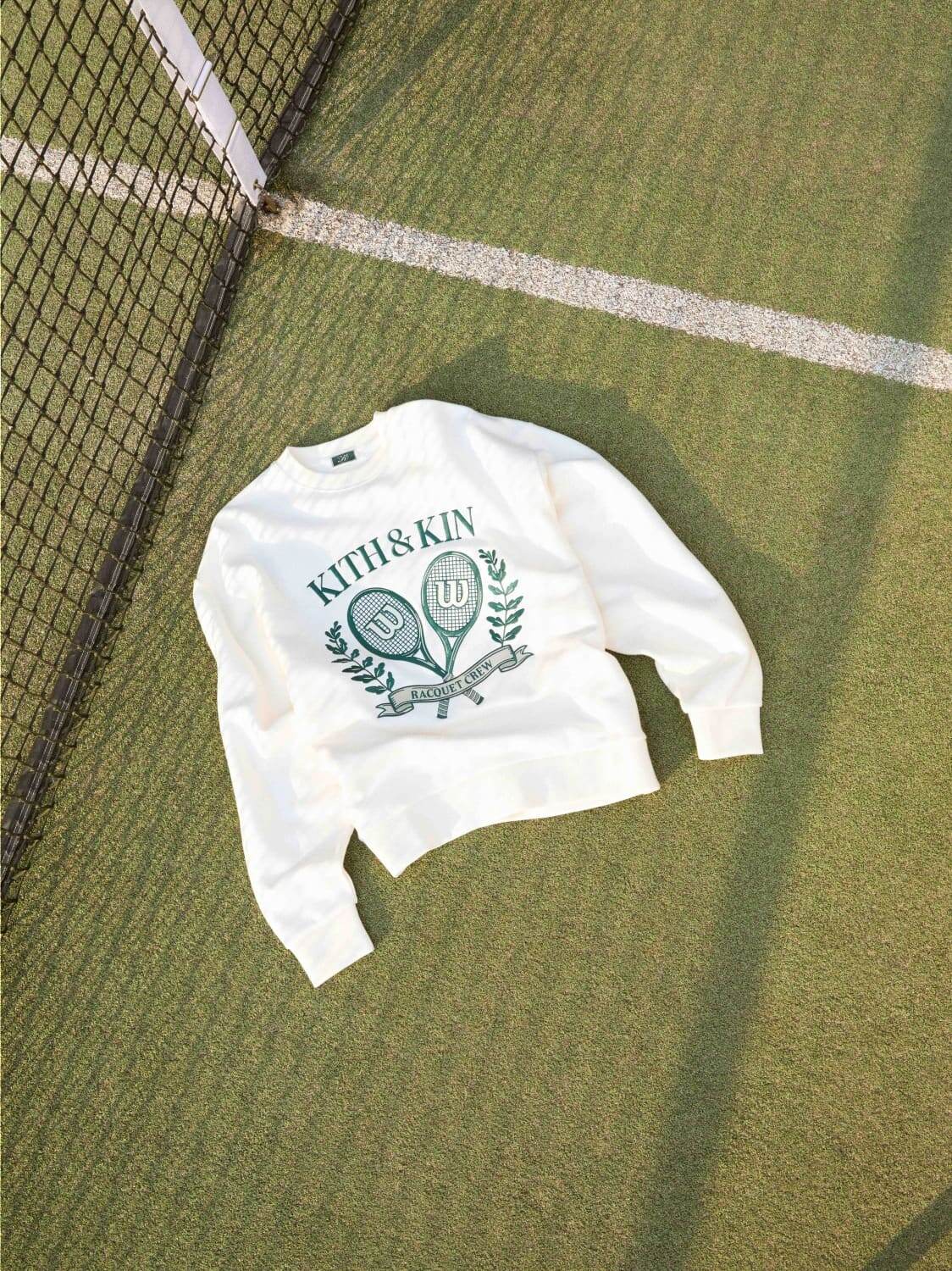 Kith×ウイルソン“グリーン＆ホワイト配色”のテニス着想ウェア、ラケット刺繍スウェットなど｜写真20