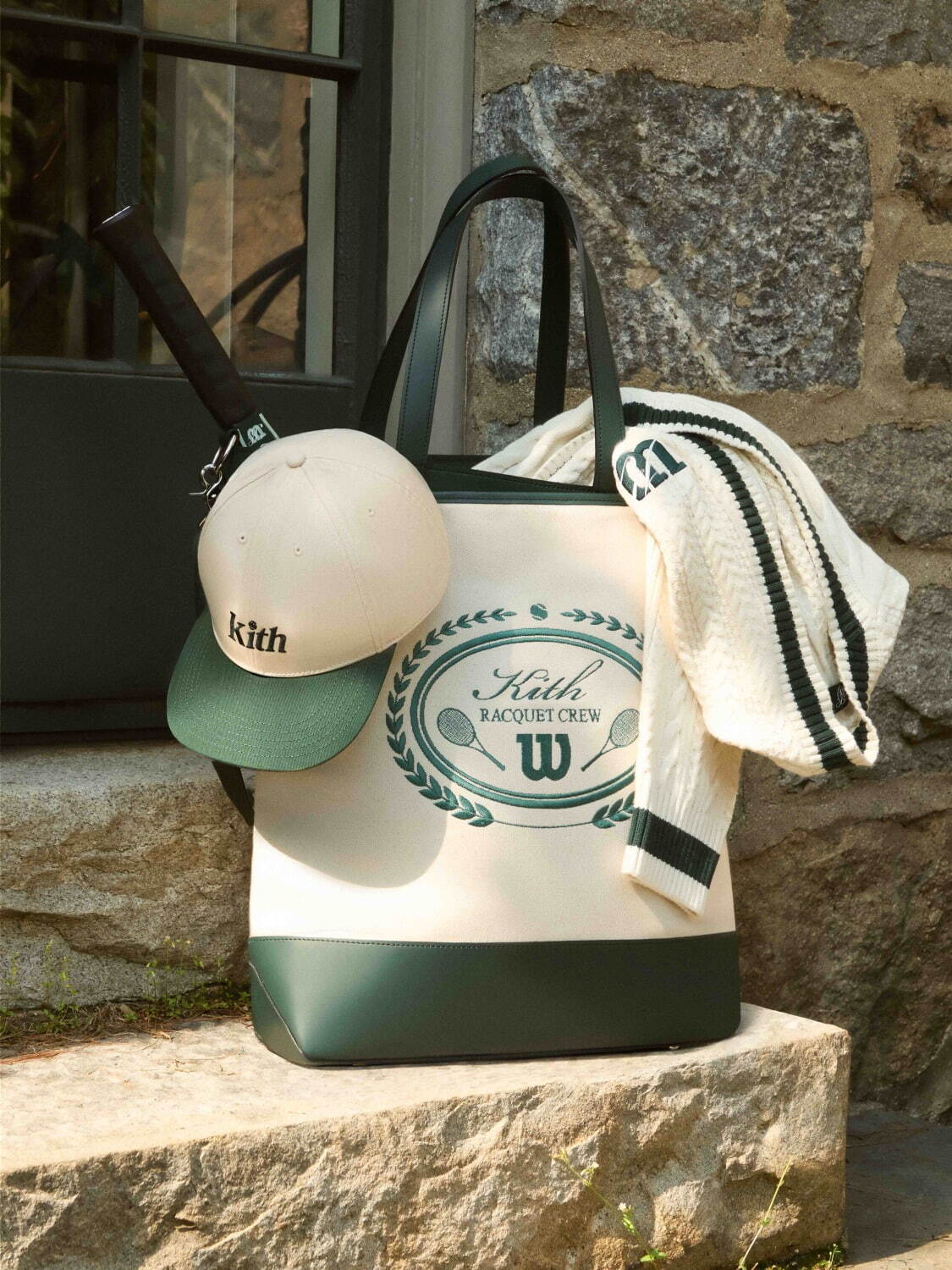 Kith×ウイルソン“グリーン＆ホワイト配色”のテニス着想ウェア、ラケット刺繍スウェットなど｜写真4