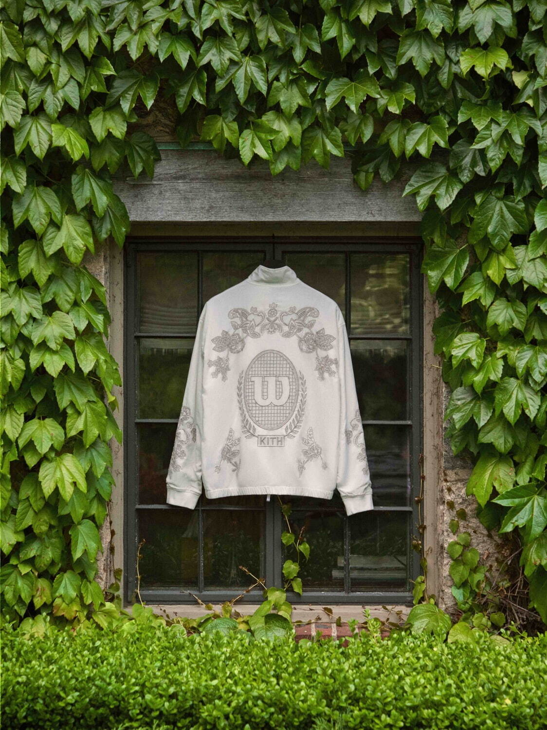 Kith×ウイルソン“グリーン＆ホワイト配色”のテニス着想ウェア、ラケット刺繍スウェットなど｜写真14